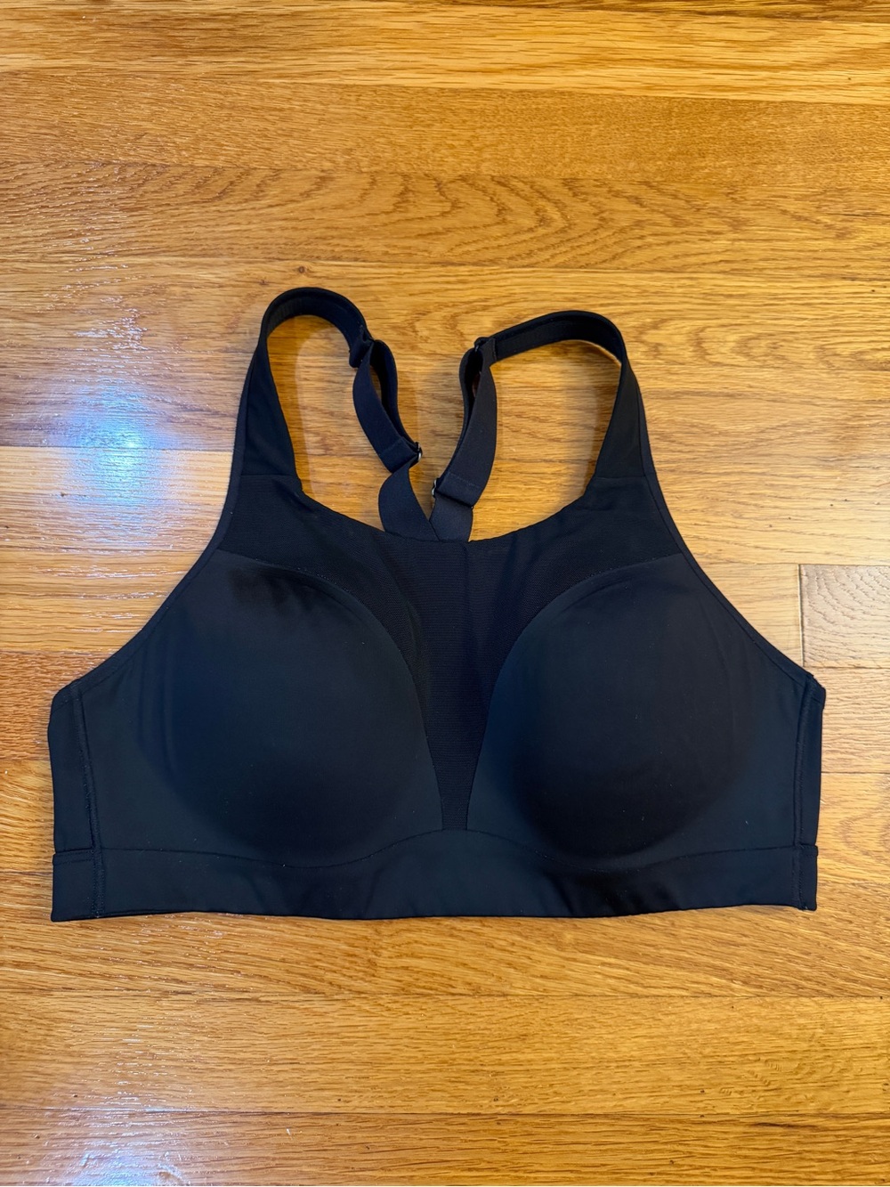 Athleta Speed Run High Support Sports Bra in Black - Size 38C